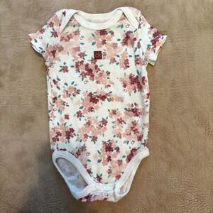 Calvin Klein Baby Girl Floral Bodysuit – Size 3/6M